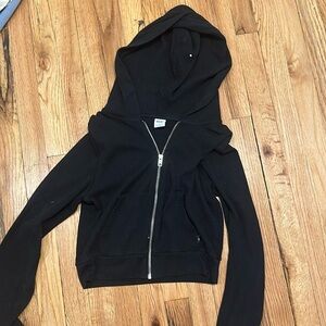 Aritzia crop hoodie zip up